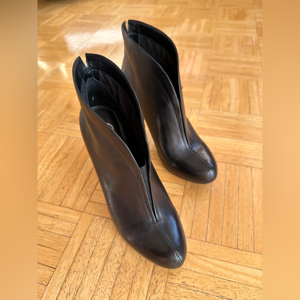 Jessica Simpson High Heel Booties, Black, Size 8.5, Heel Height 4.75”